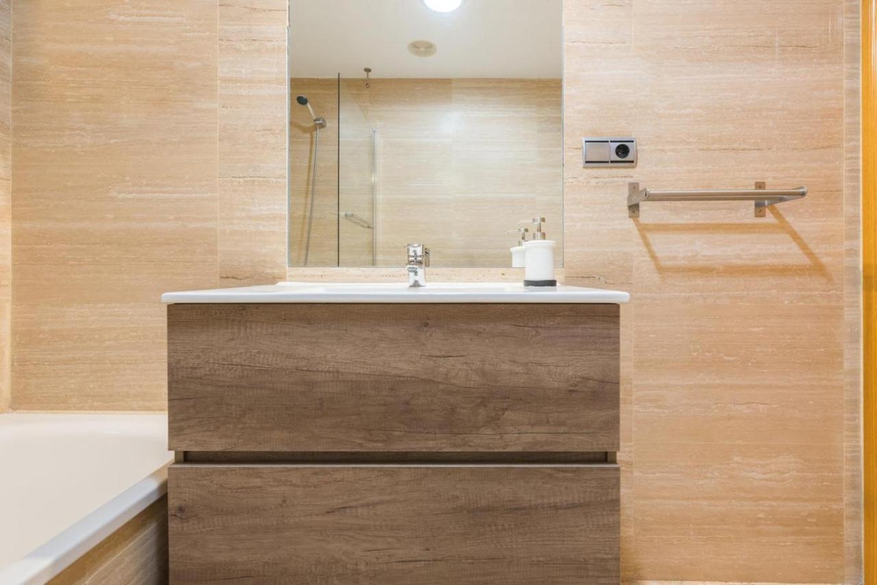 Apartamento Moderno Calle Larios マラガ エクステリア 写真